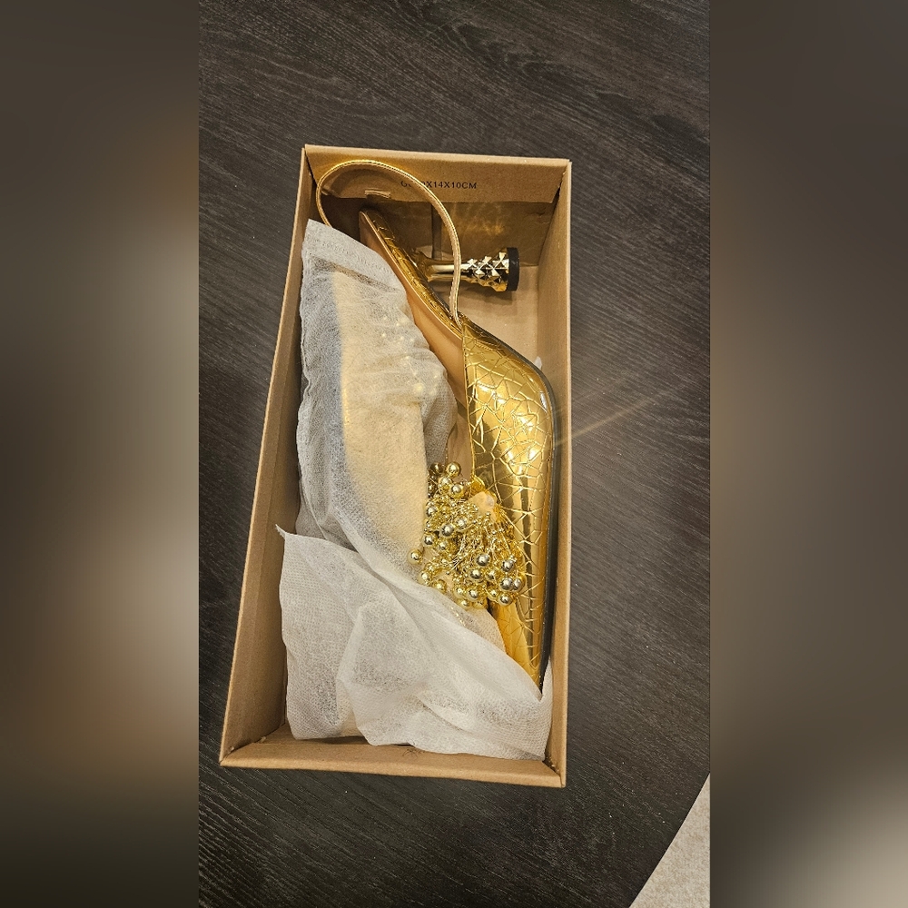 Gold Beaded Pointed Slingback Heels - Picture 6 of 7
